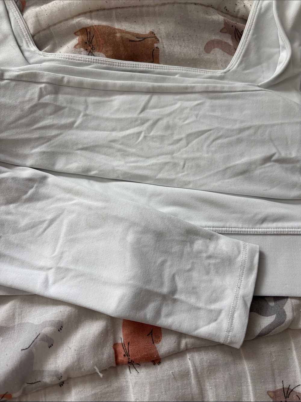 women’s white babaton cropped long sleeve - Picture 4 of 4